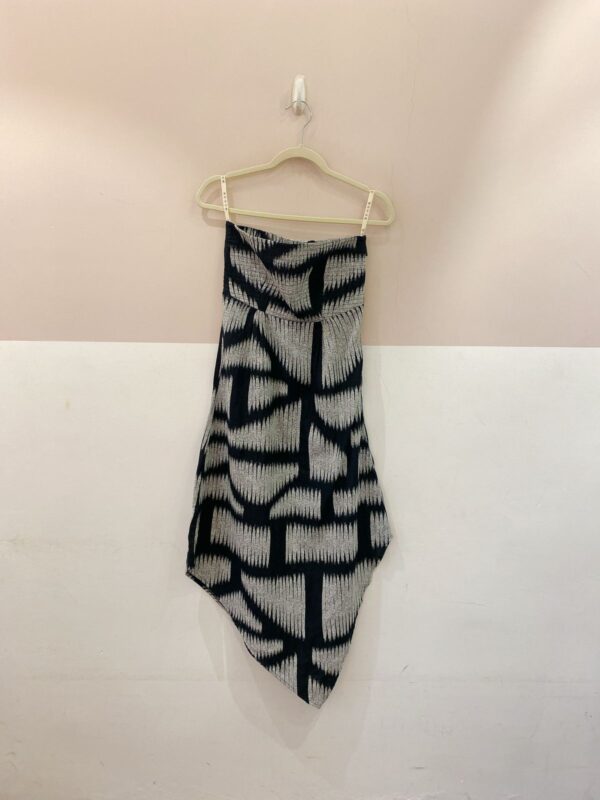 Vestido midi sem alça estampado A. Niemeyer 38