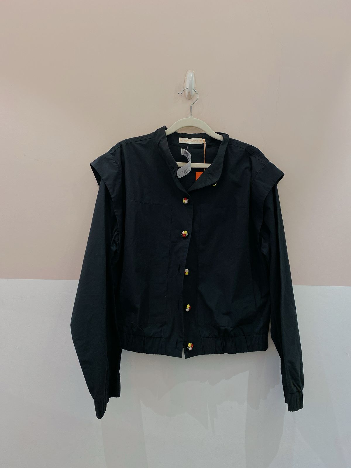 Jaqueta preta tricoline botões Pitta G - Imagem 2
