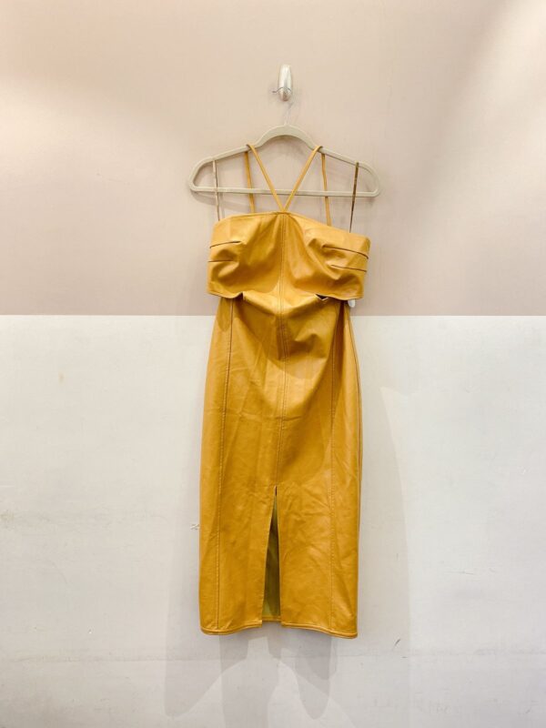 Vestido midi mostarda Open P