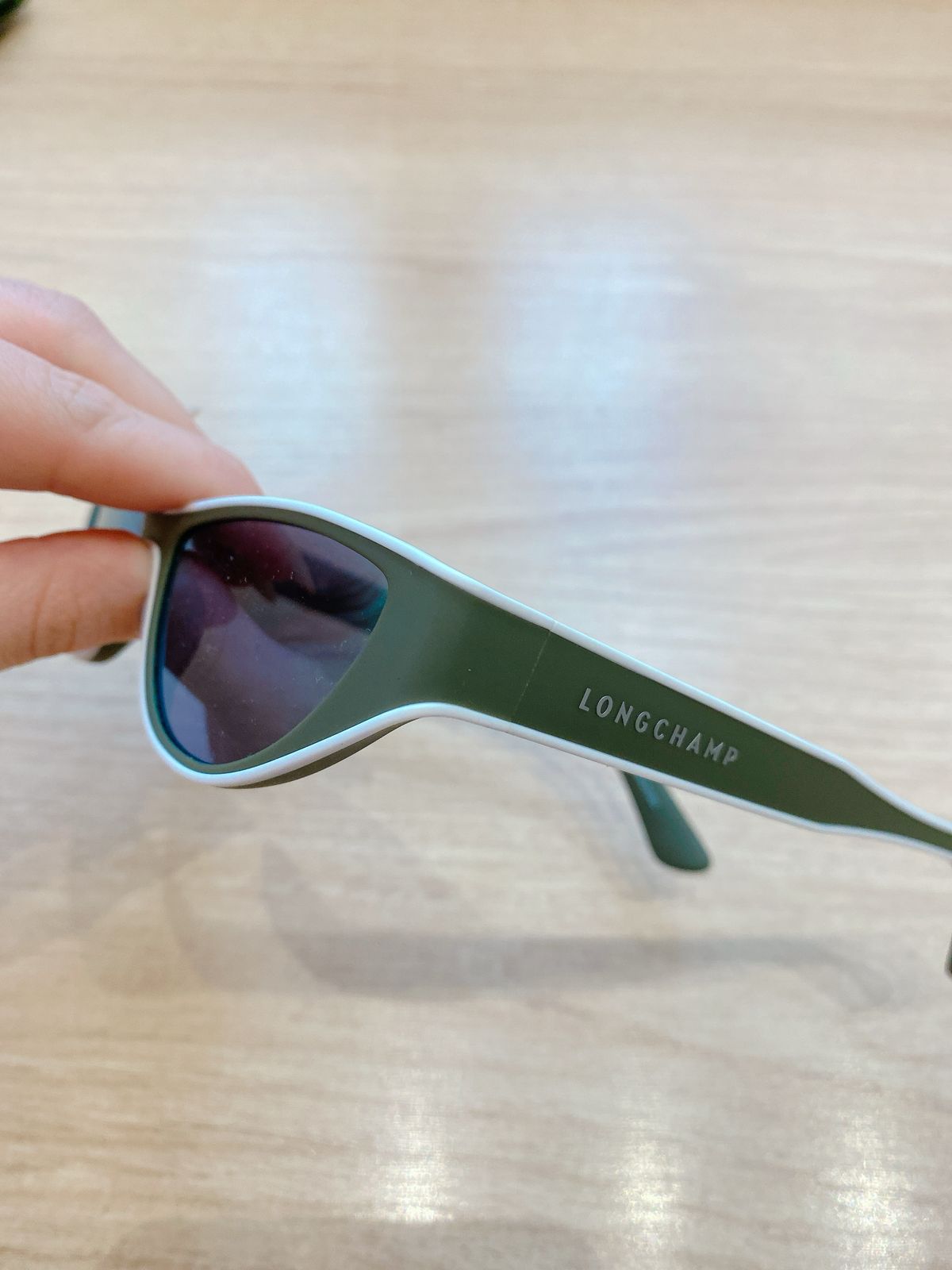 Óculos verde LongChamp - Imagem 8