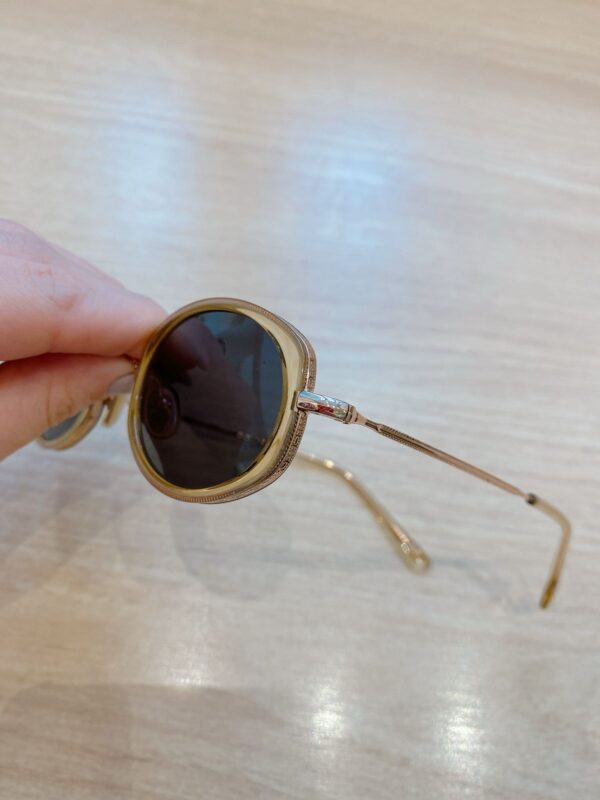 Óculos oval Illesteva - Imagem 5