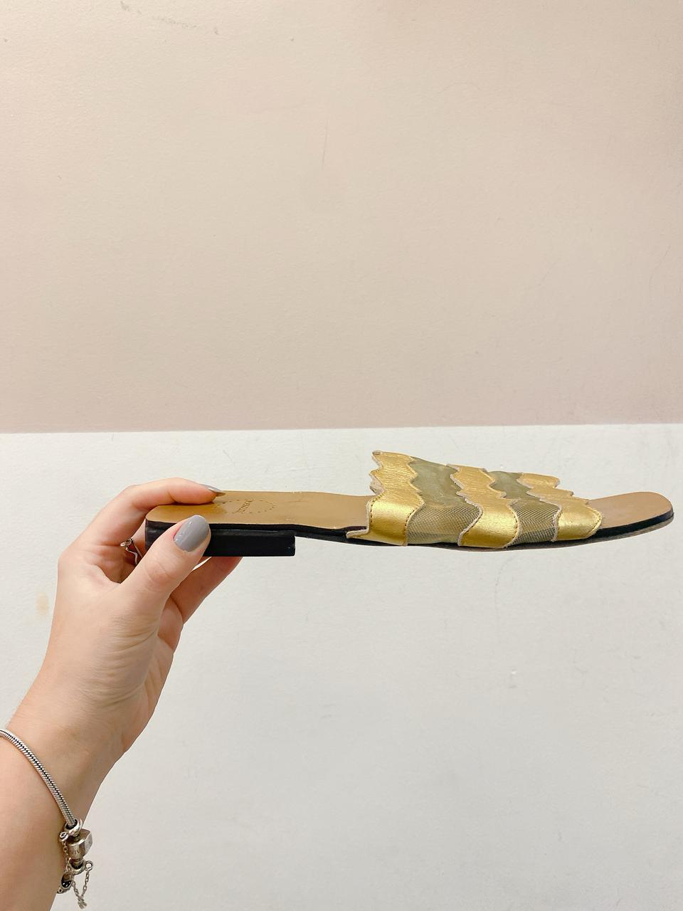 Rasteirinha dourado Mannolita 37 - Imagem 6