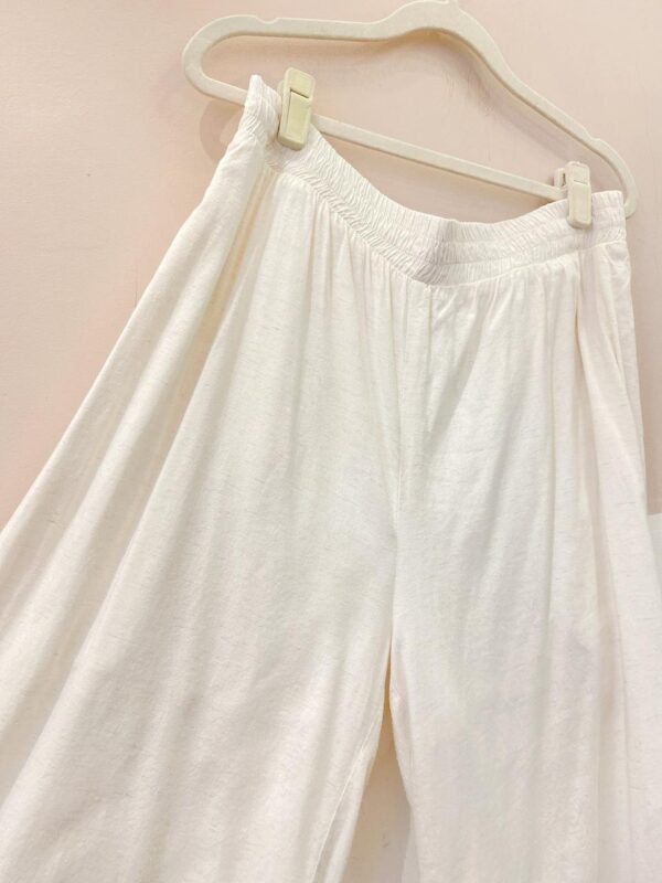 Calça bege cós elástico Peepou GG - Imagem 3