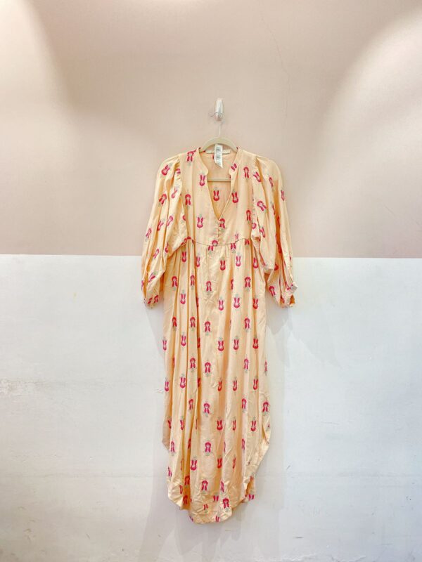 Vestido midi bordado rosê Maria Filó GG