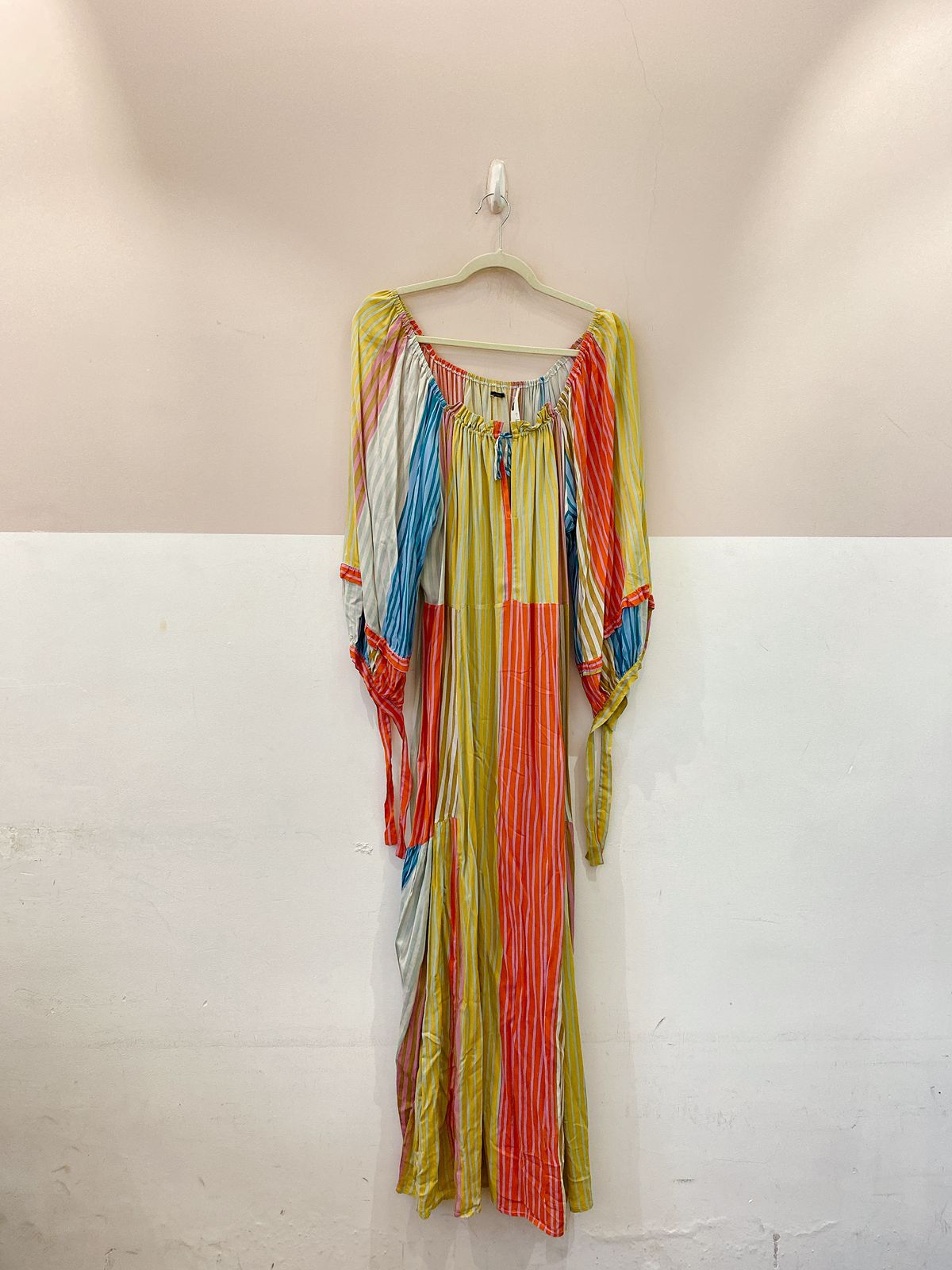 Vestido midi listrado Cantão GG - Imagem 2