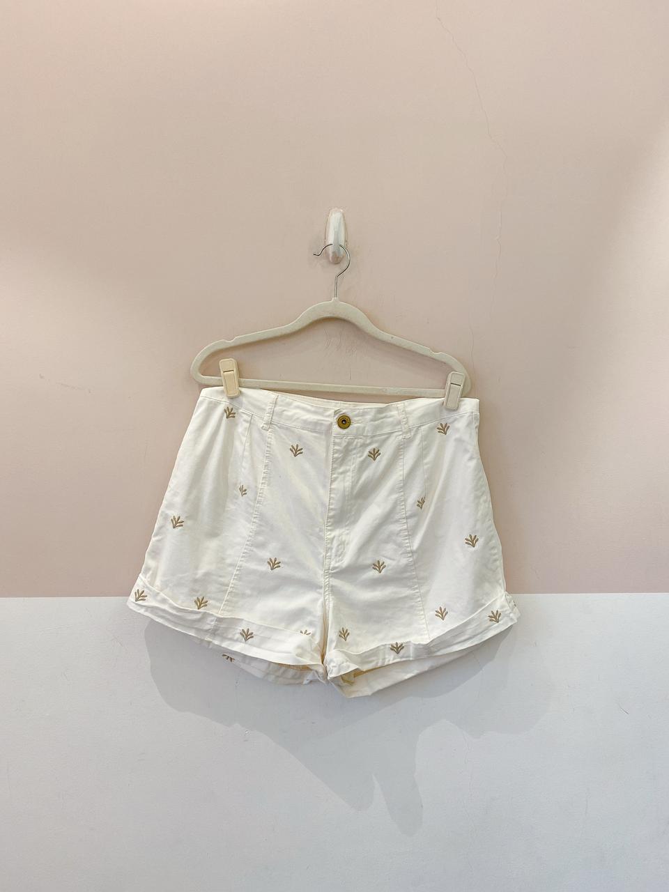 Short sarja bordadinhos Maria Filó 40 - Imagem 2