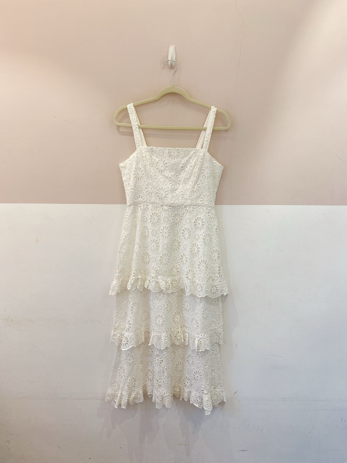 Vestido midi branco laise Le Lis Blanc G - Imagem 2